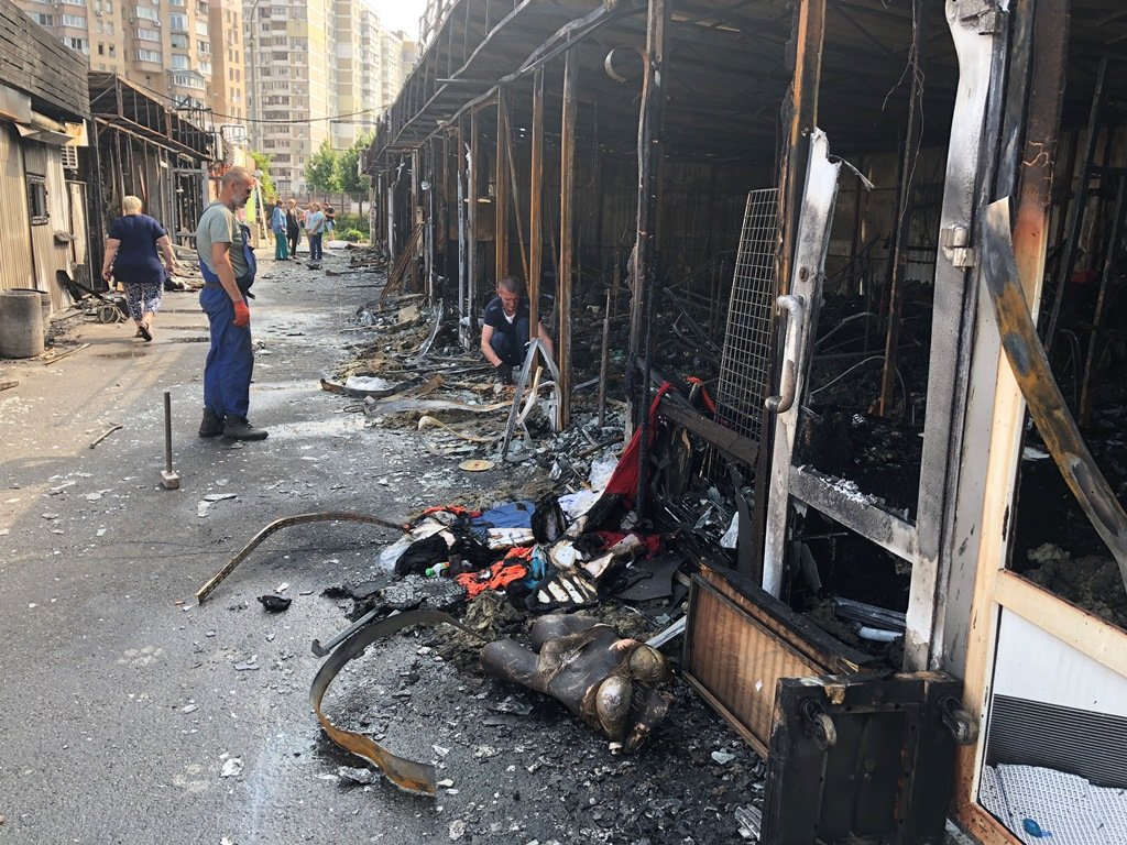 22 июня в Дарницком районе Киева произошел пожар 22 июня в Дарницком районе Киева произошел пожар