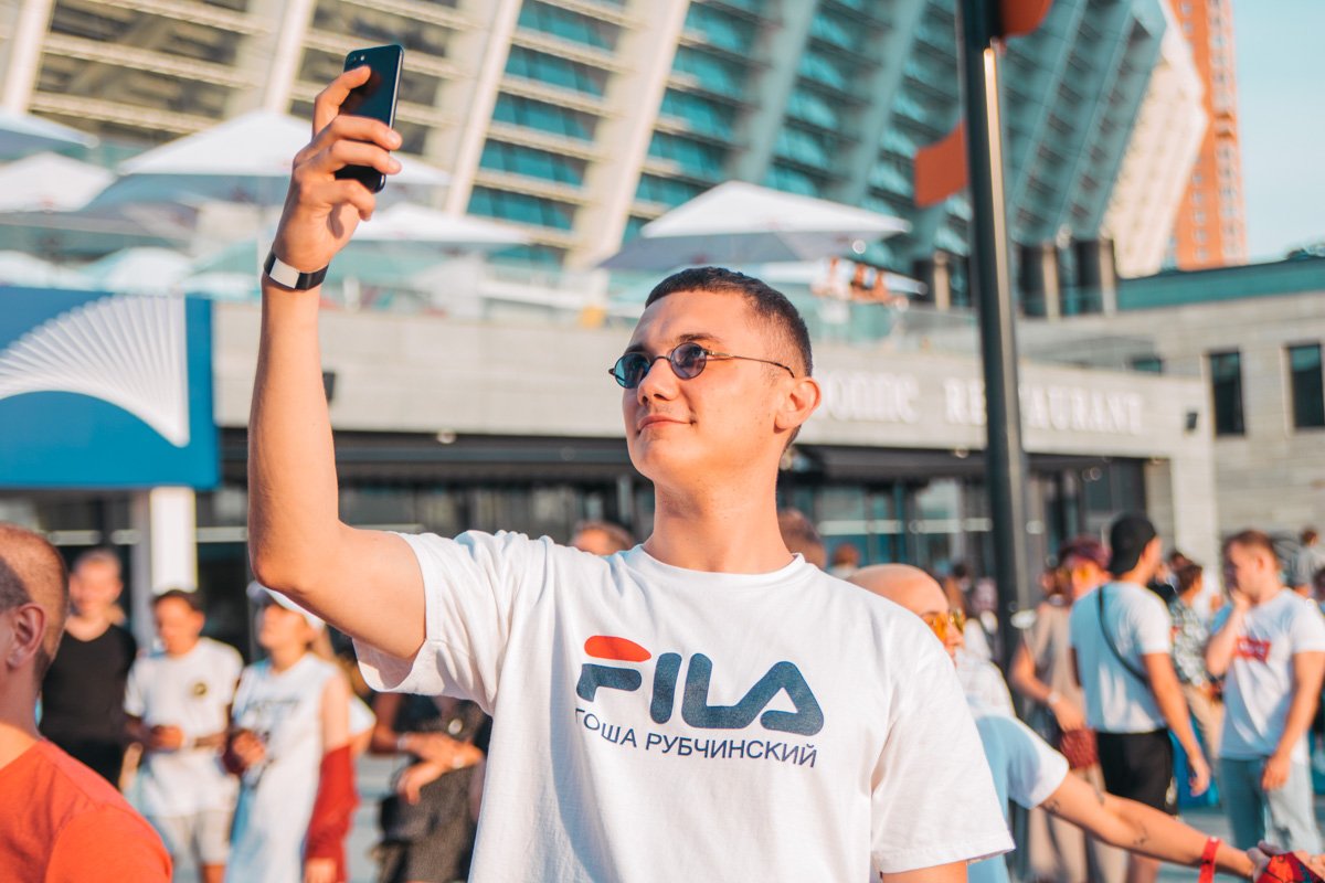 Не снял в Инсту, значит не был Не снял в Инсту, значит не был