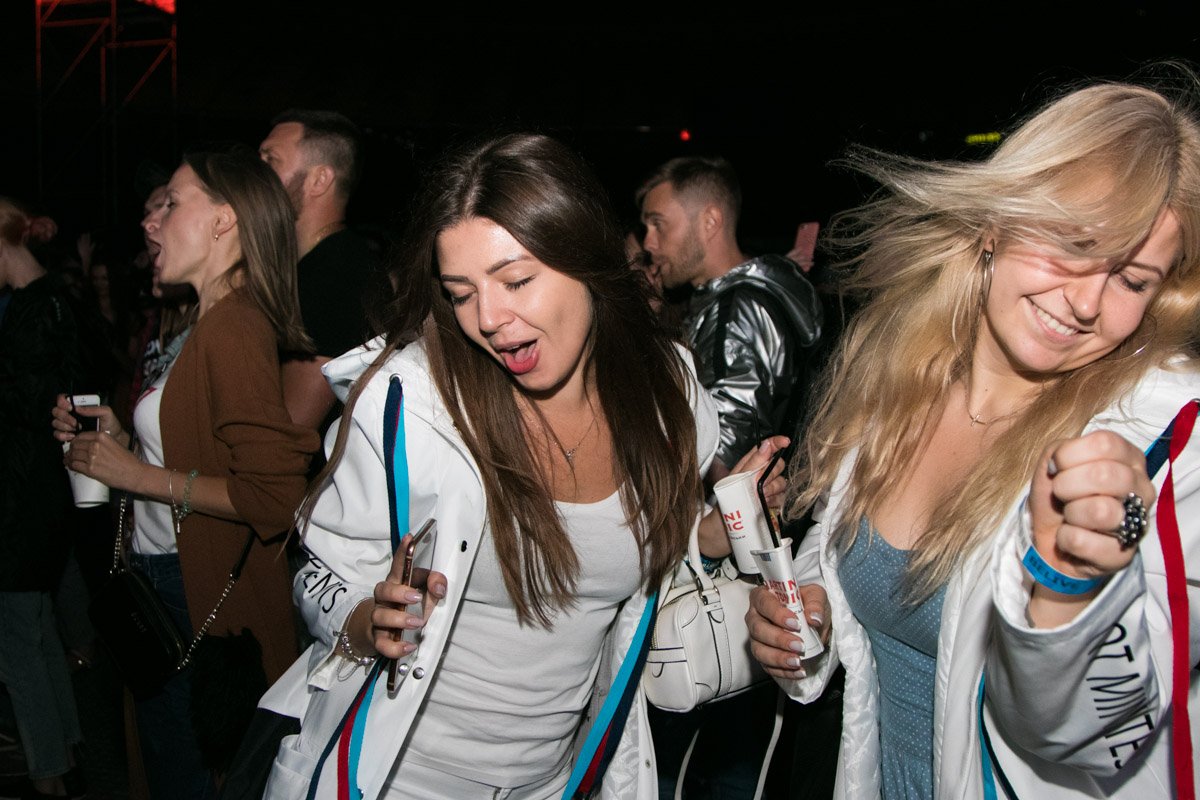 Turn on the lights Turn on the lights