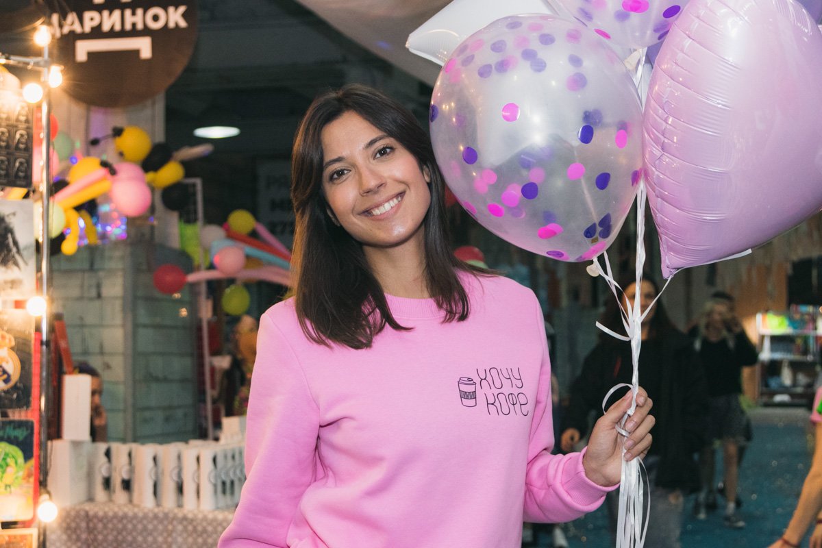 Атмосфера, вот за чем приходят на этот базар Атмосфера, вот за чем приходят на этот базар