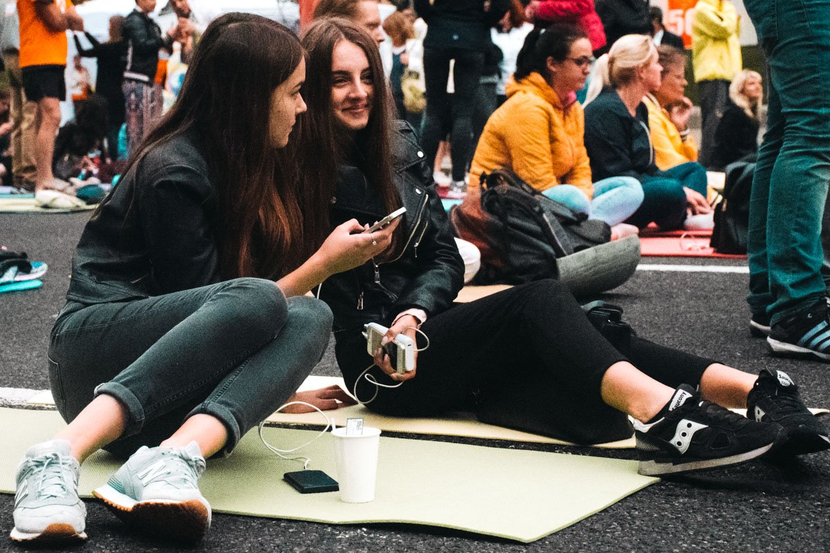 Йогой заниматься лучше всего под свою музыку Йогой заниматься лучше всего под свою музыку