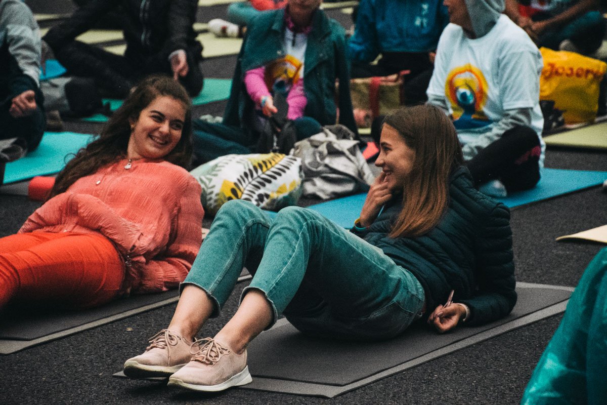 Оказывается йога - это очень весело Оказывается йога - это очень весело