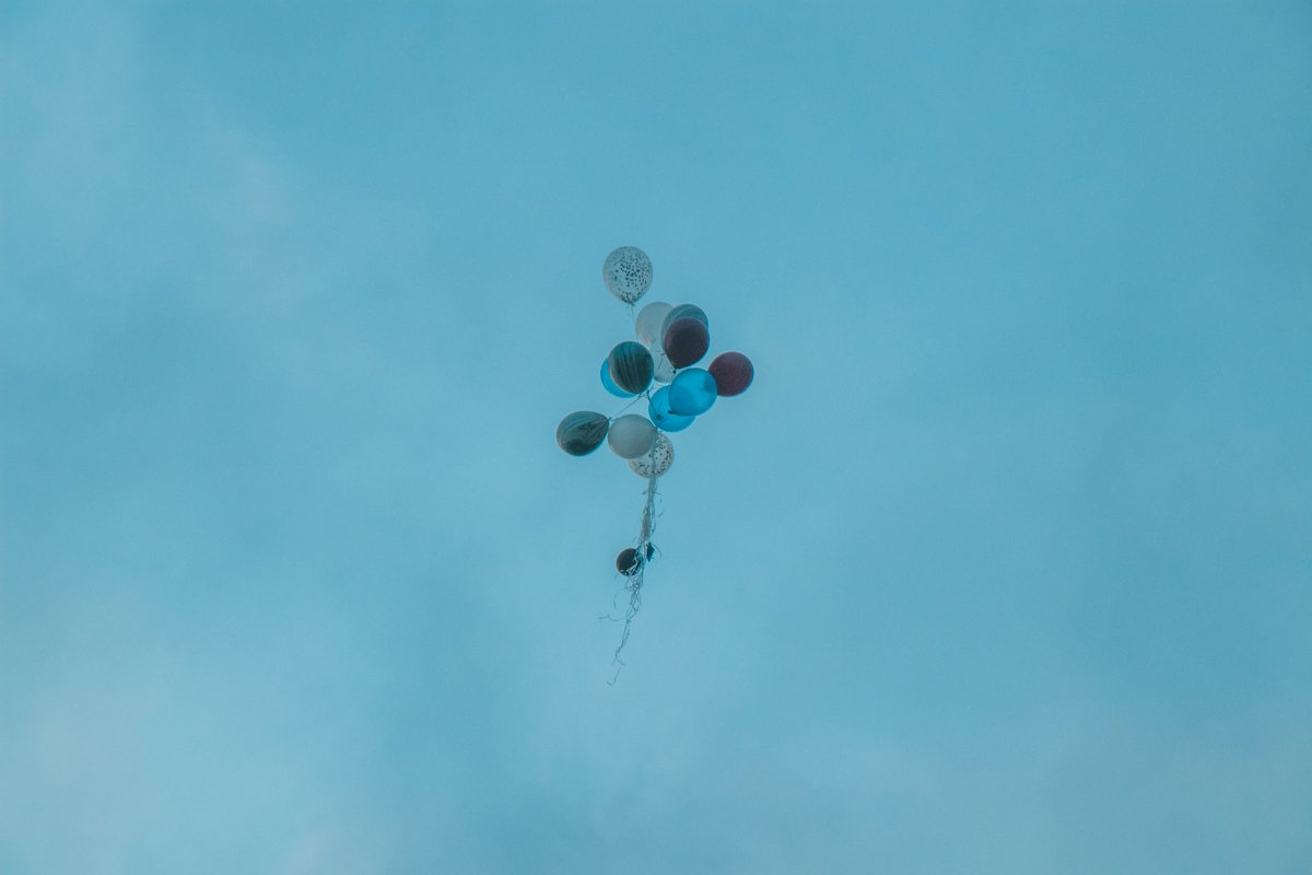 Прощайте, тревоги! Прощайте школьные годы!