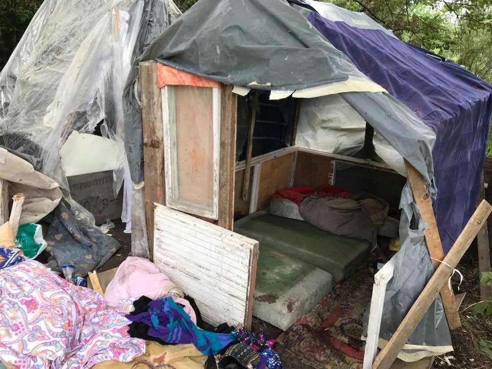 Полиция задержала семерых нападавших. Им оказалось всего по 16-17 лет