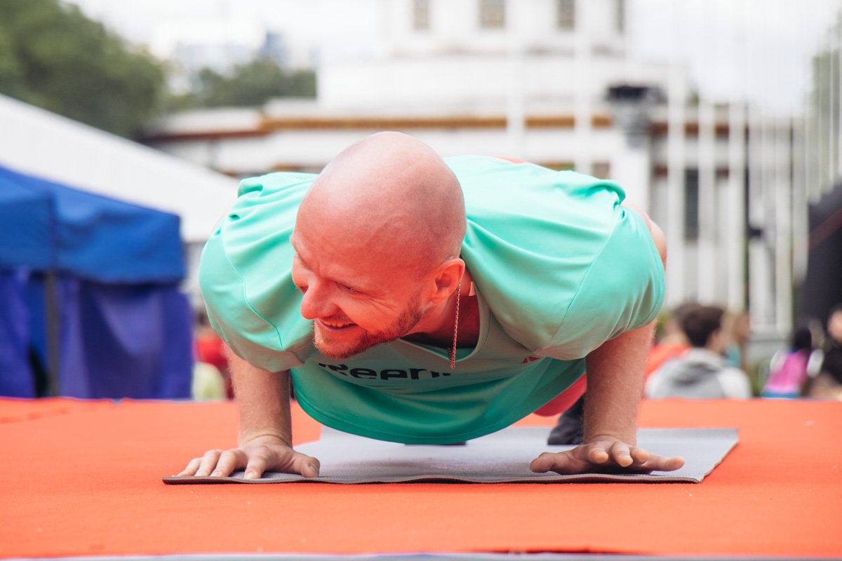 Твое лицо, когда смог отжаться 50 раз 