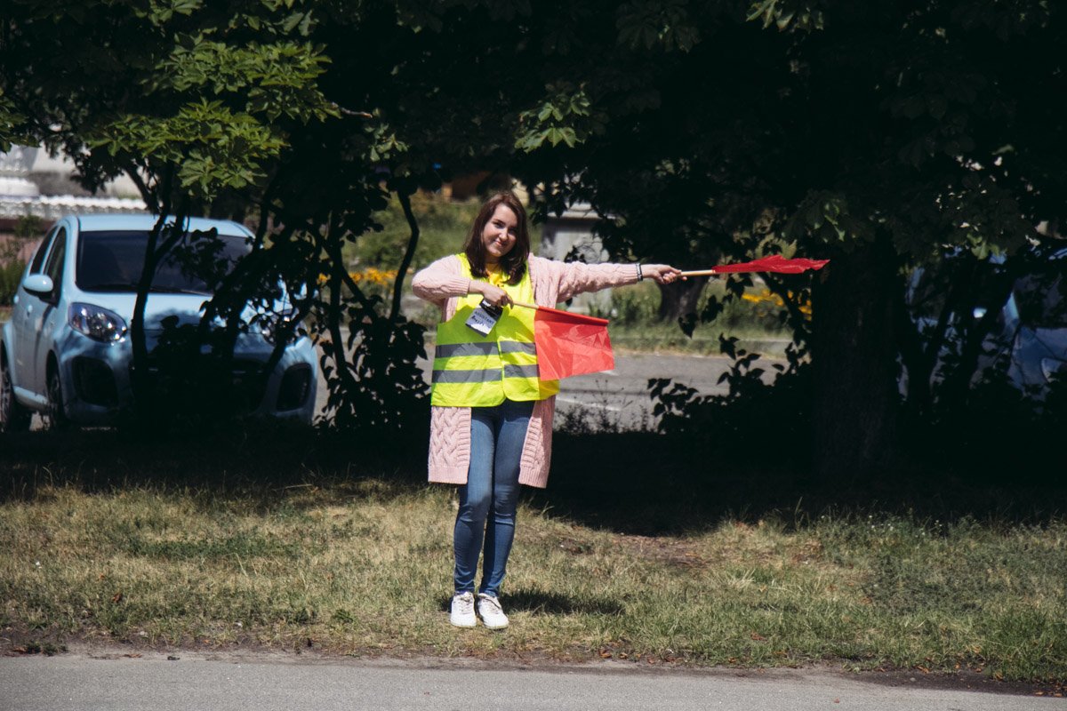 Правильный путь - направо 