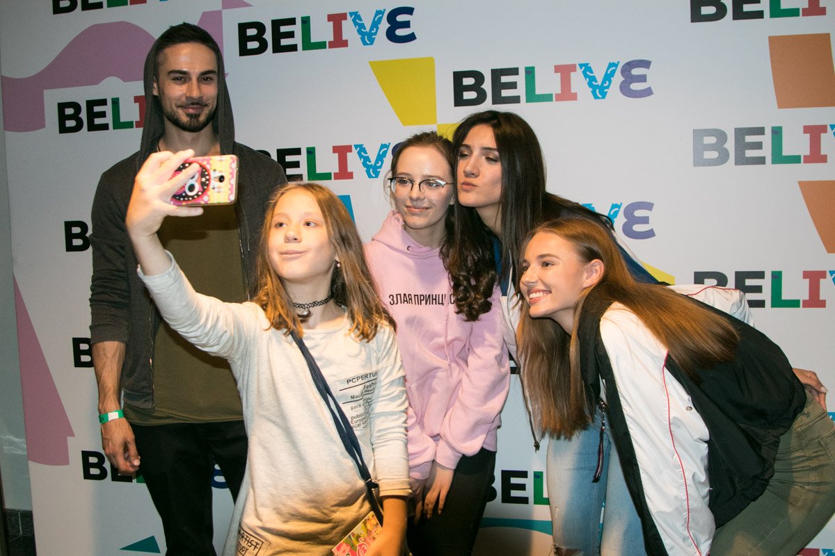 А ну-ка улыбочку!