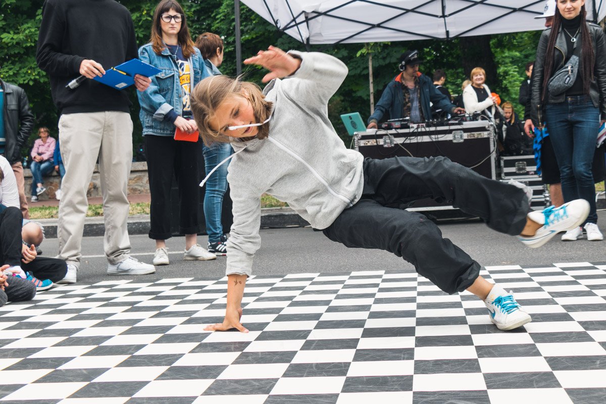 Танцуй, пока молодой!