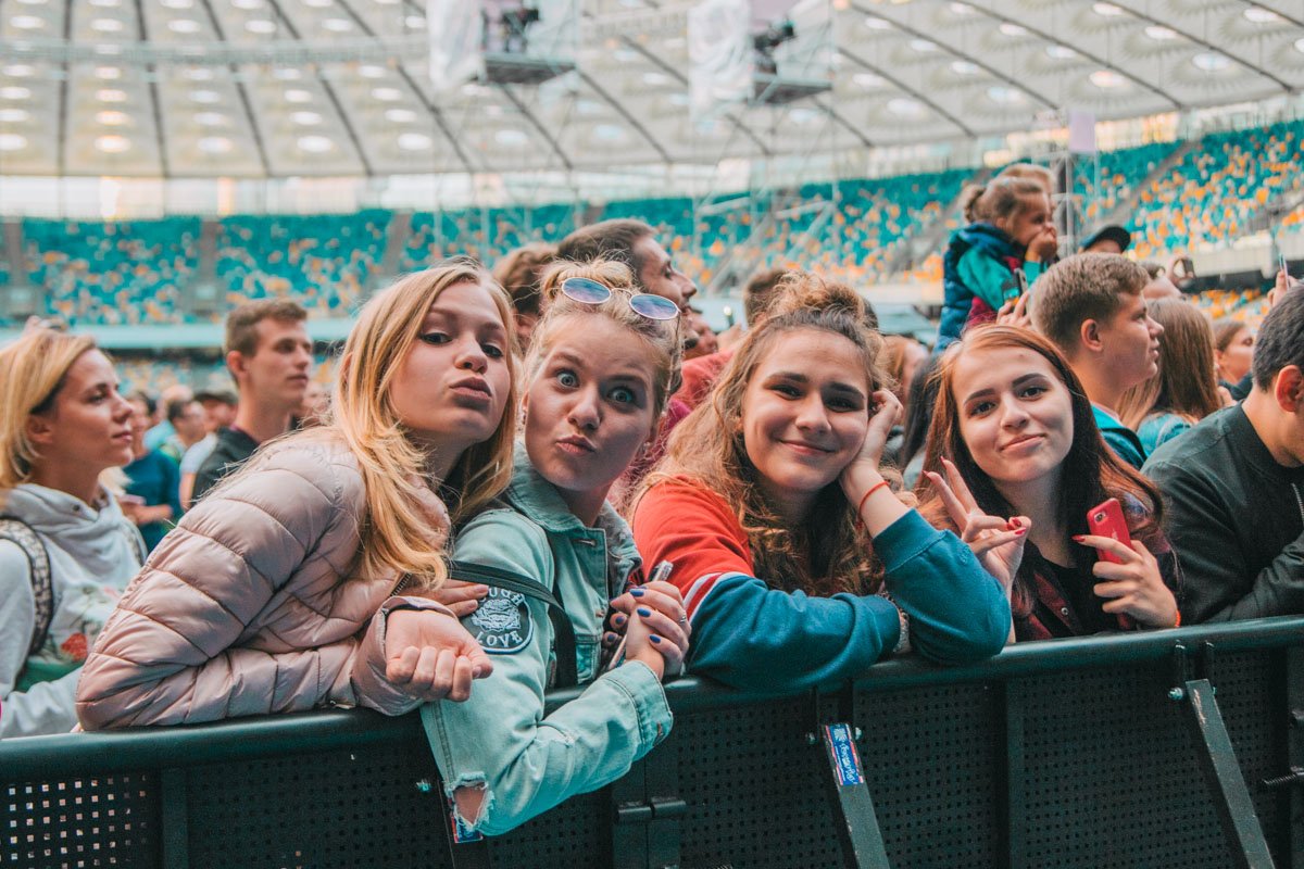 Тинейджеров - преобладающее большинство Тинейджеров - преобладающее большинство