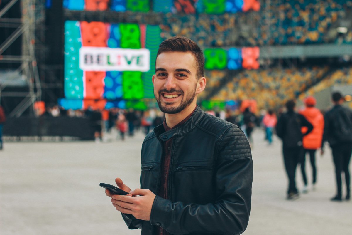 Ваши счастливые улыбки нас радуют