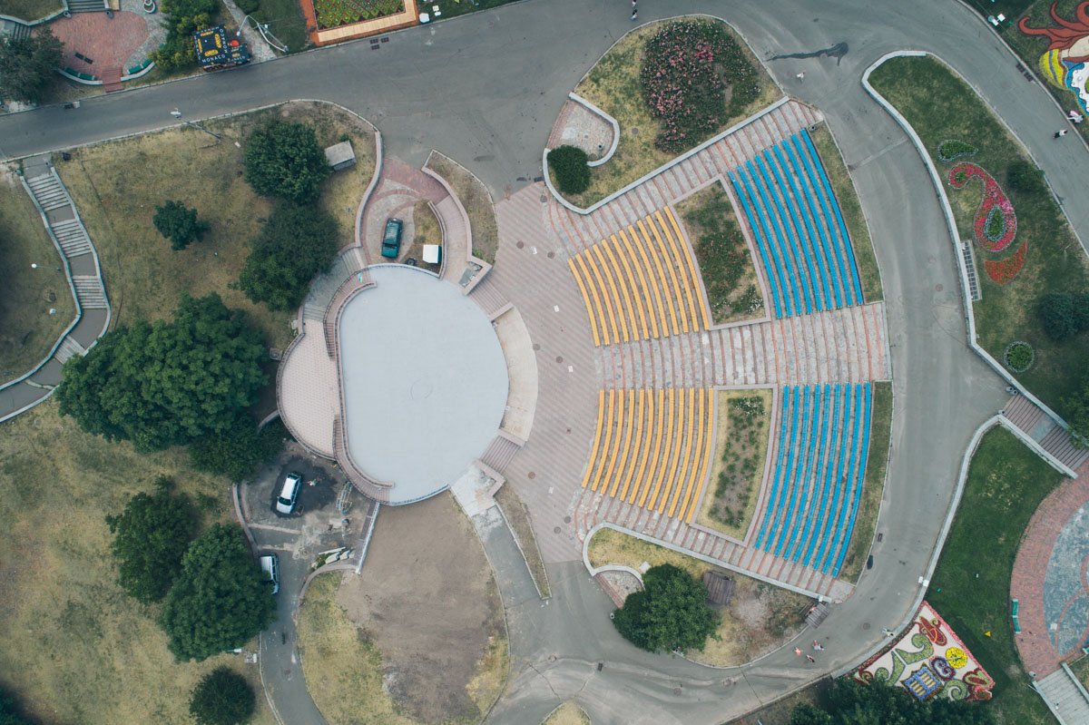 Сцена готова к концертам