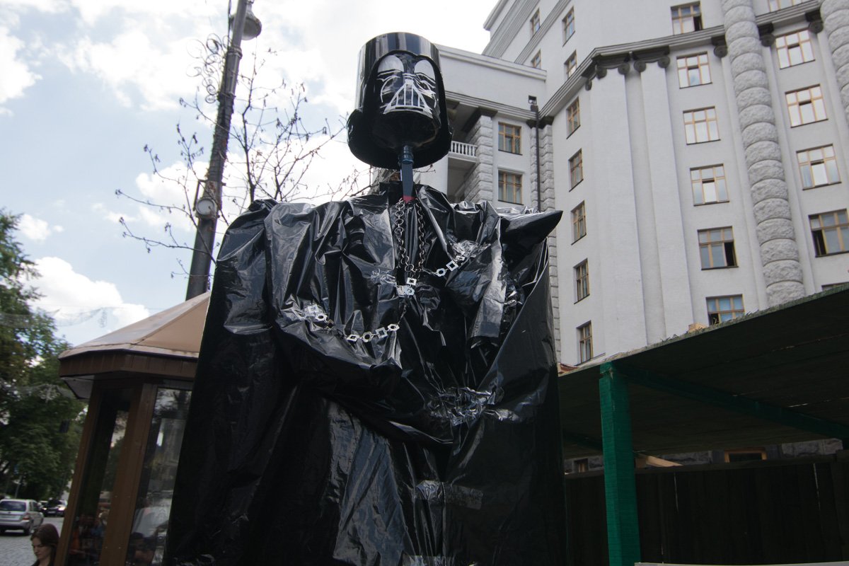 Дарт Вейдер тоже стал участником митинга