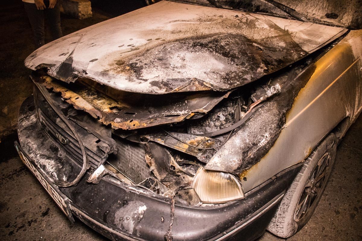 За рулем авто находилась девушка