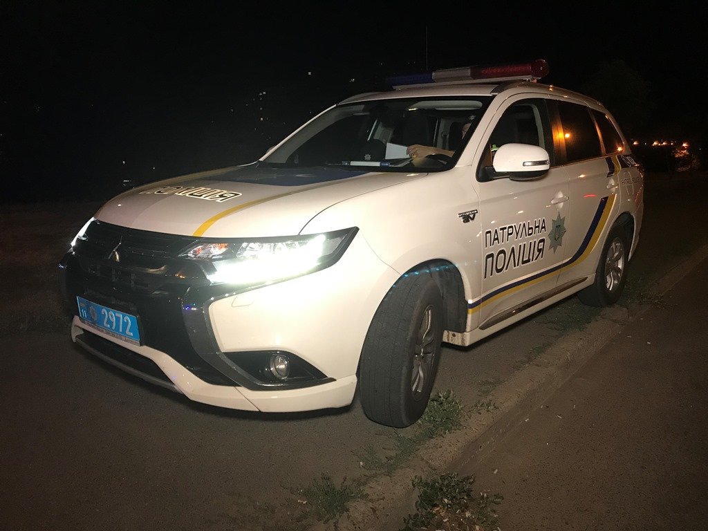 На месте работает полиция. Движение во все направлениях свободно. Пострадавших нет