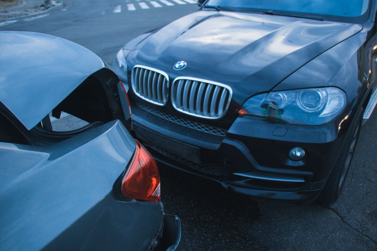 Повреждения автомобилей