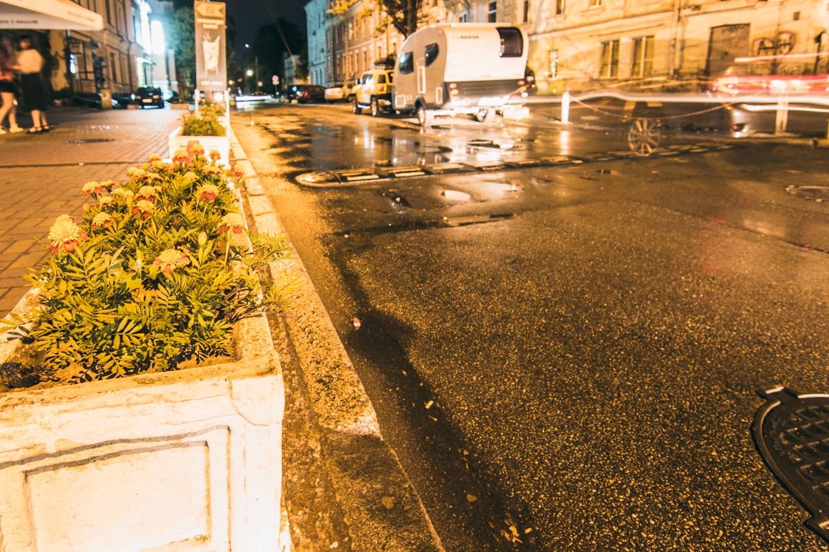 Подол сам себя окрашивает в свои теплые цвета