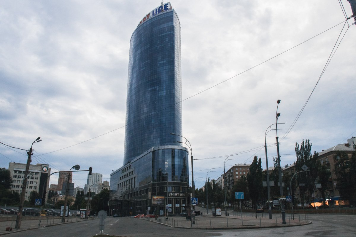 Пустынный бульвар