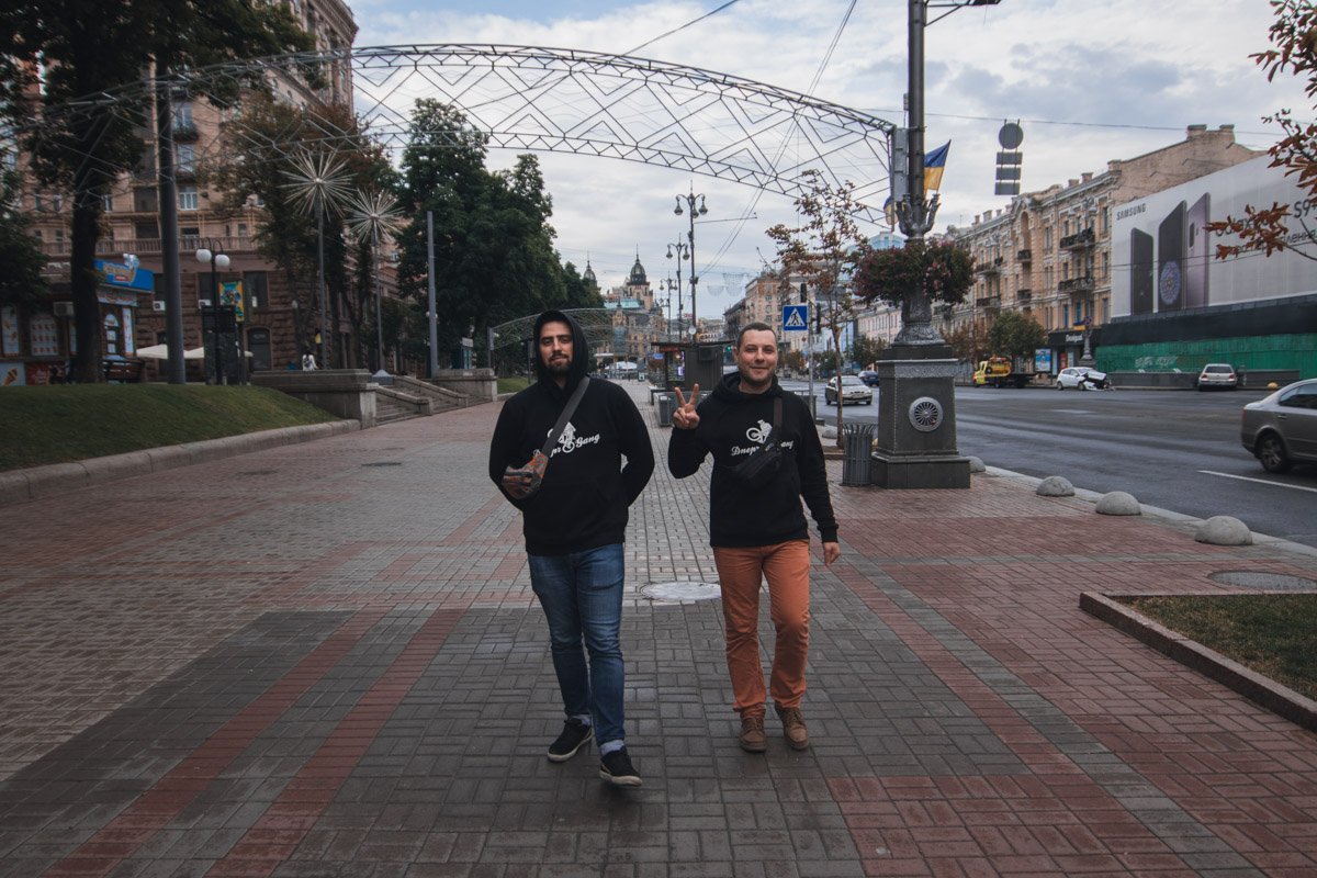 Ночной дозор Информатора в пешем патруле города