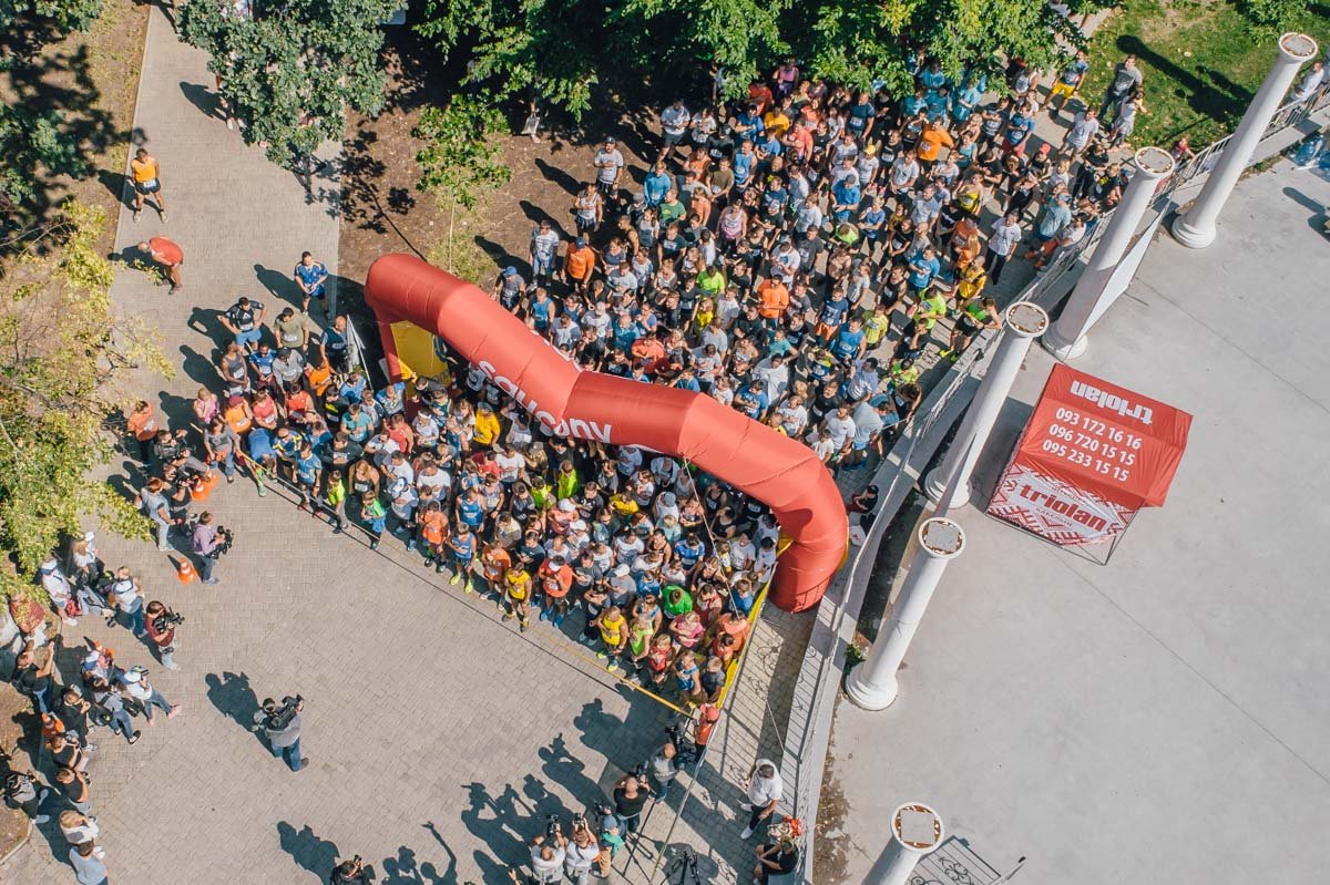 Забег прошел в Голосеевском парке Забег прошел в Голосеевском парке