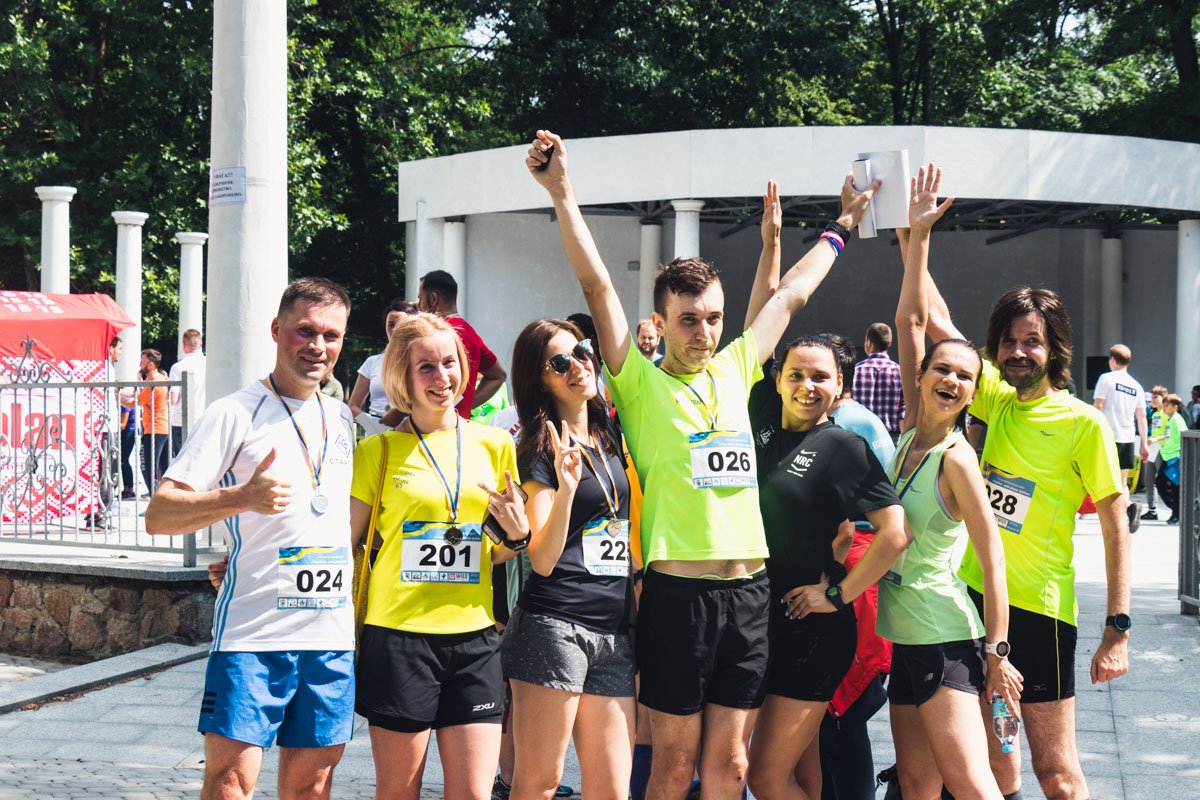 Но настроение у всех было хорошее Но настроение у всех было хорошее