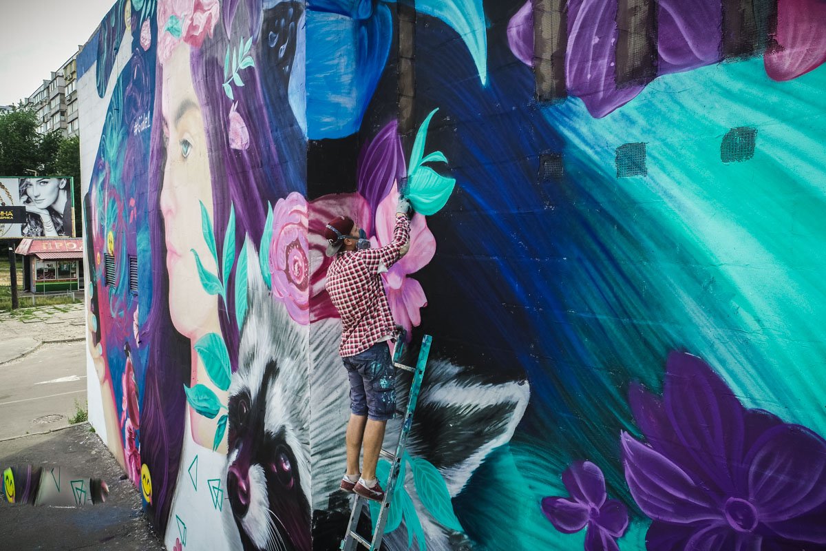 Новое творение уличный художник Виталий Гидеван завершил 27 июня Новое творение уличный художник Виталий Гидеван завершил 27 июня