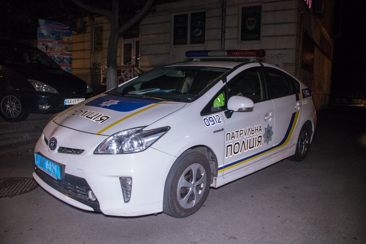 На месте работала полиция