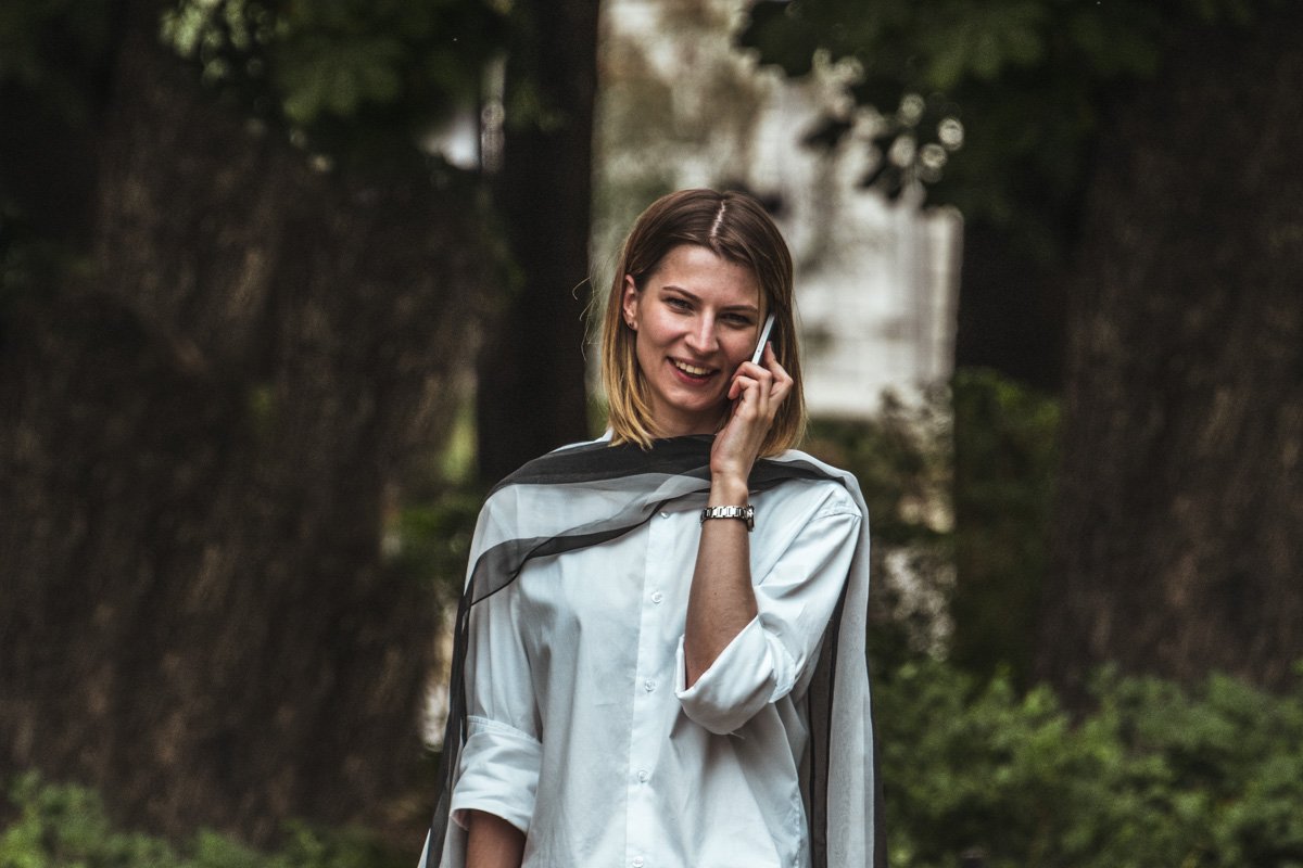 Договориться с друзьями о пикнике на природе - здорово же!