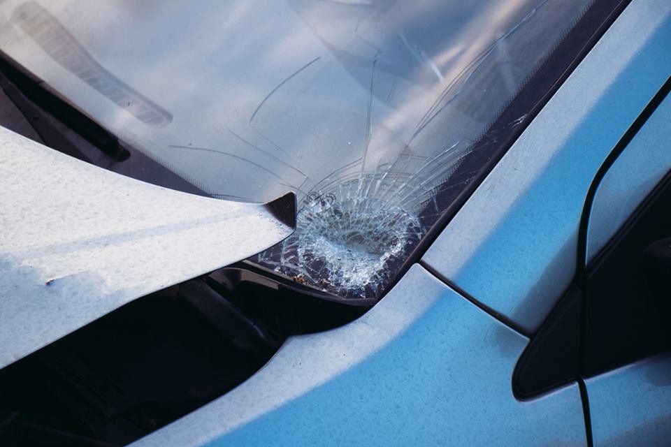 От удара об стену машина получила существенные повреждения