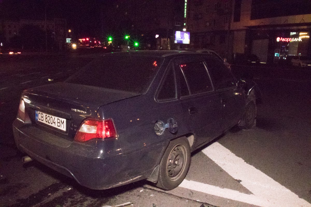 В ночь на 30 июня в Киеве на площади Победы произошло ДТП