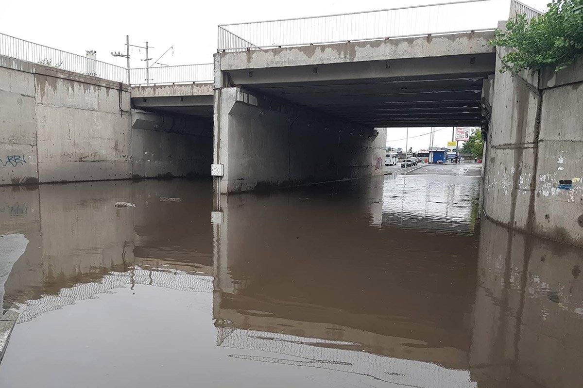 Проезд на автостанцию затоплен