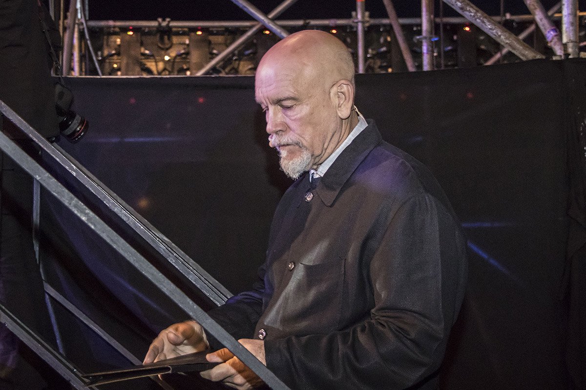 Посетил в Украину с миротворческой художественной миссией Посетил в Украину с миротворческой художественной миссией