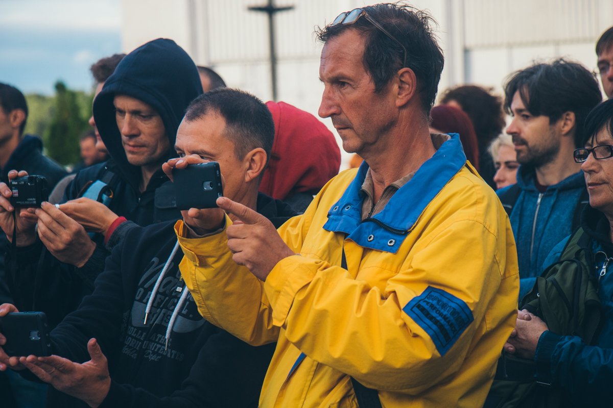 Гости вечера оделись в патриотичных тонах Гости вечера оделись в патриотичных тонах
