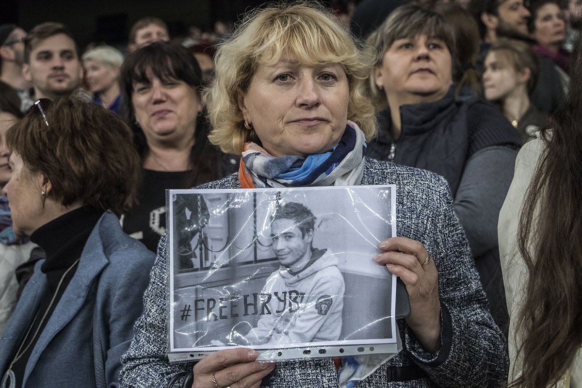 Главная цель акции - привлечь внимание не только к "делу Сенцова", но и других украинцев, которые незаконно удерживаются в российских тюрьмах 