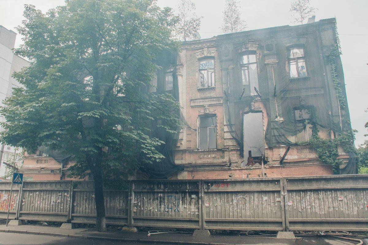 Причины возгорания выяснит следствие