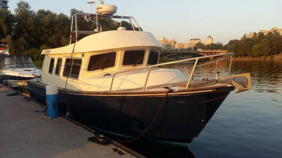 В социальной сети Facebook разместили объявление о украденном в яхт-клубе катере В социальной сети Facebook разместили объявление о украденном в яхт-клубе катере