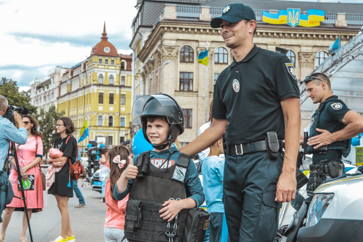 Почувствовать себя полицейским Почувствовать себя полицейским