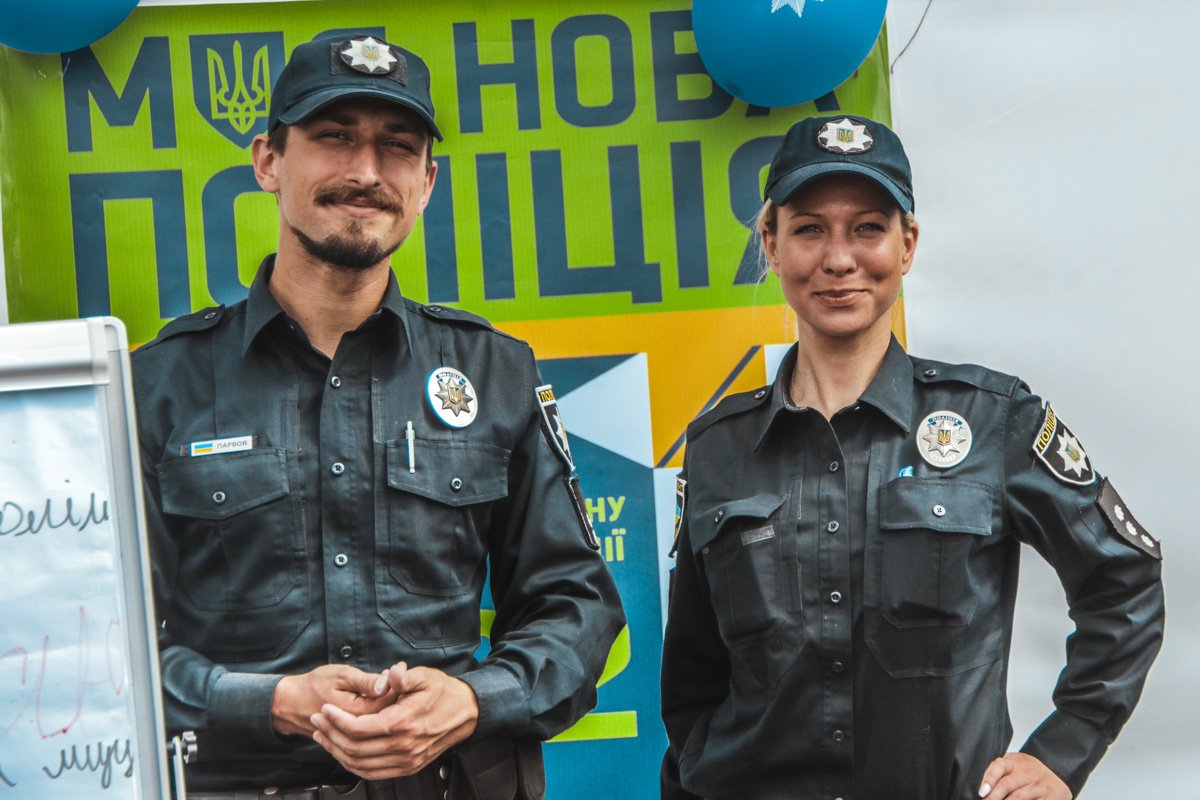 И на службу, и на праздник вместе И на службу, и на праздник вместе