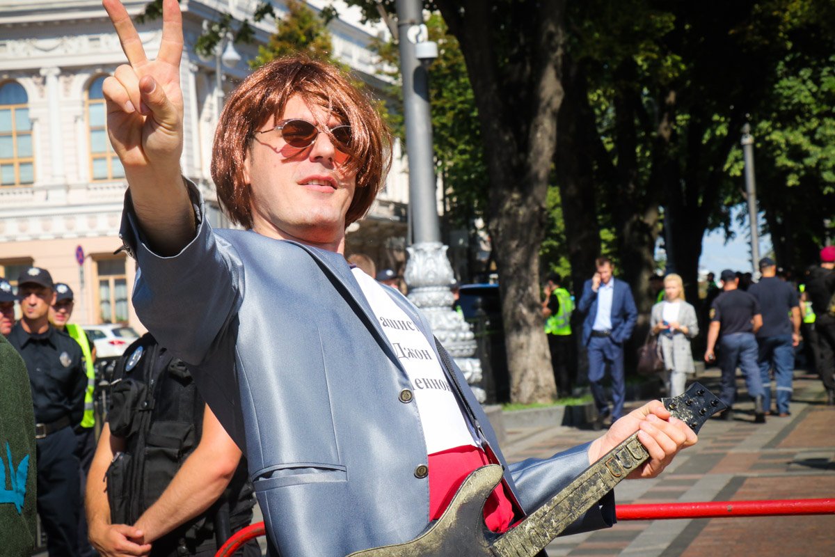 Джон требует увольнения из Нацсовета Ольги Герасимьюк и Олега Черныша Джон требует увольнения из Нацсовета Ольги Герасимьюк и Олега Черныша