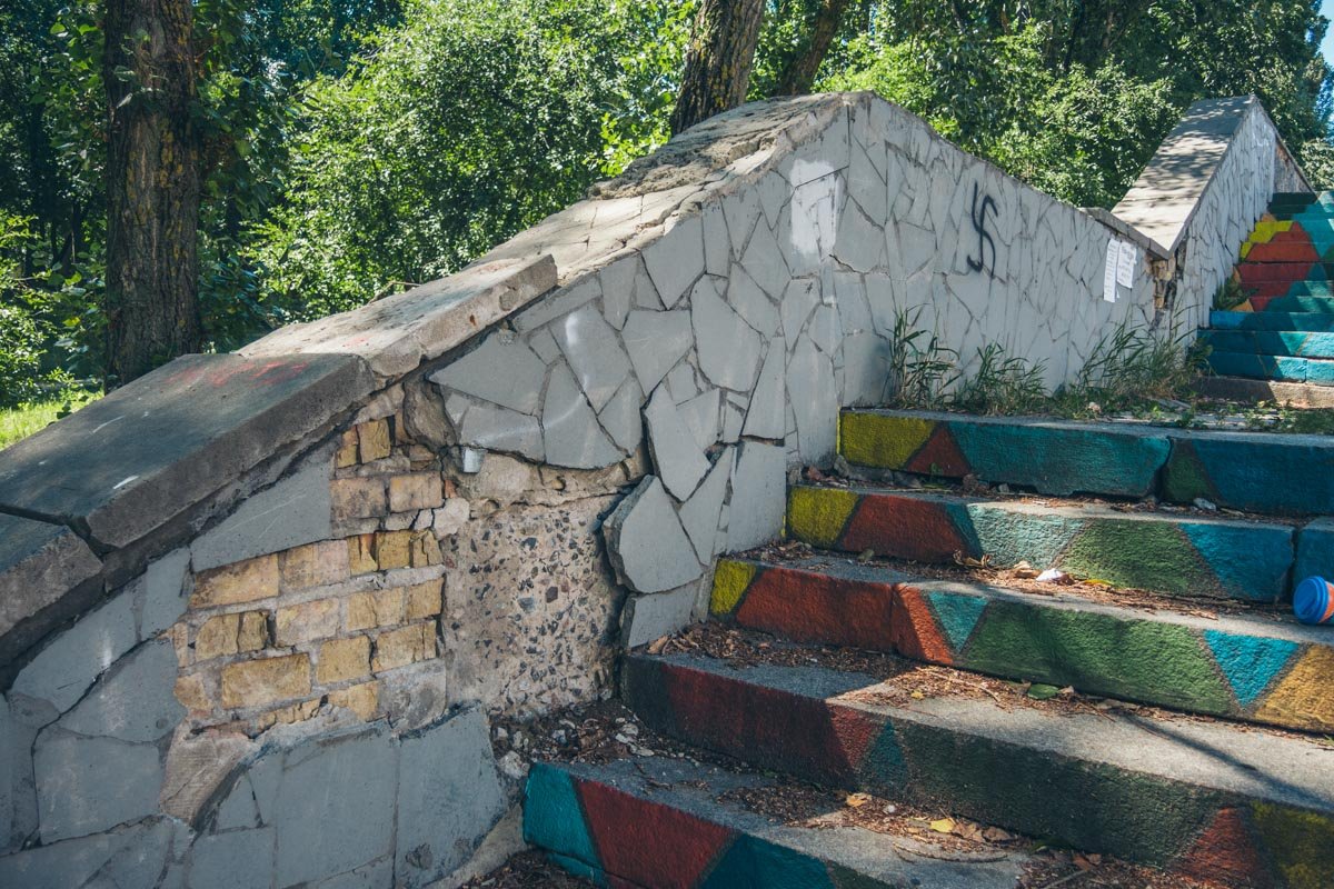 Если подойти творчески - то это неплохой объект современного искусства Если подойти творчески - то это неплохой объект современного искусства