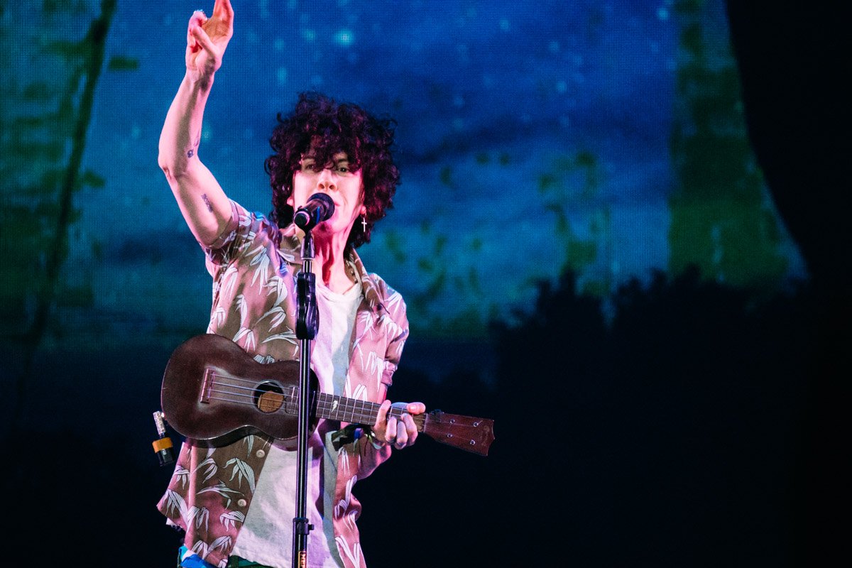 Она искренняя и настоящая, возможно, поэтому такая популярная и любимая во всем мире