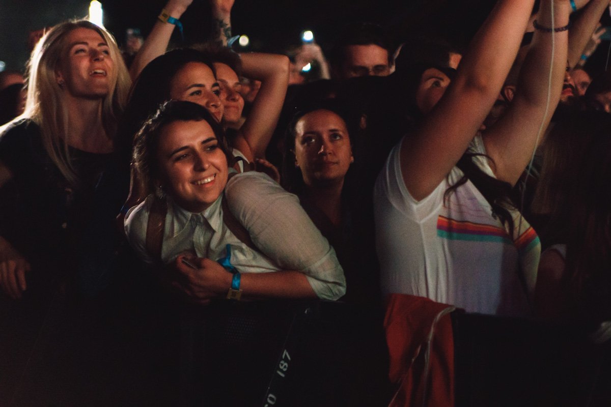 Эмоции людей, которые увидели своего кумира, не описать никаким словами Эмоции людей, которые увидели своего кумира, не описать никаким словами