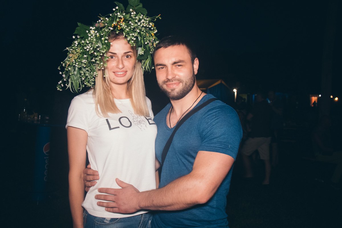 Кто-то пришел отпраздновать с любимыми