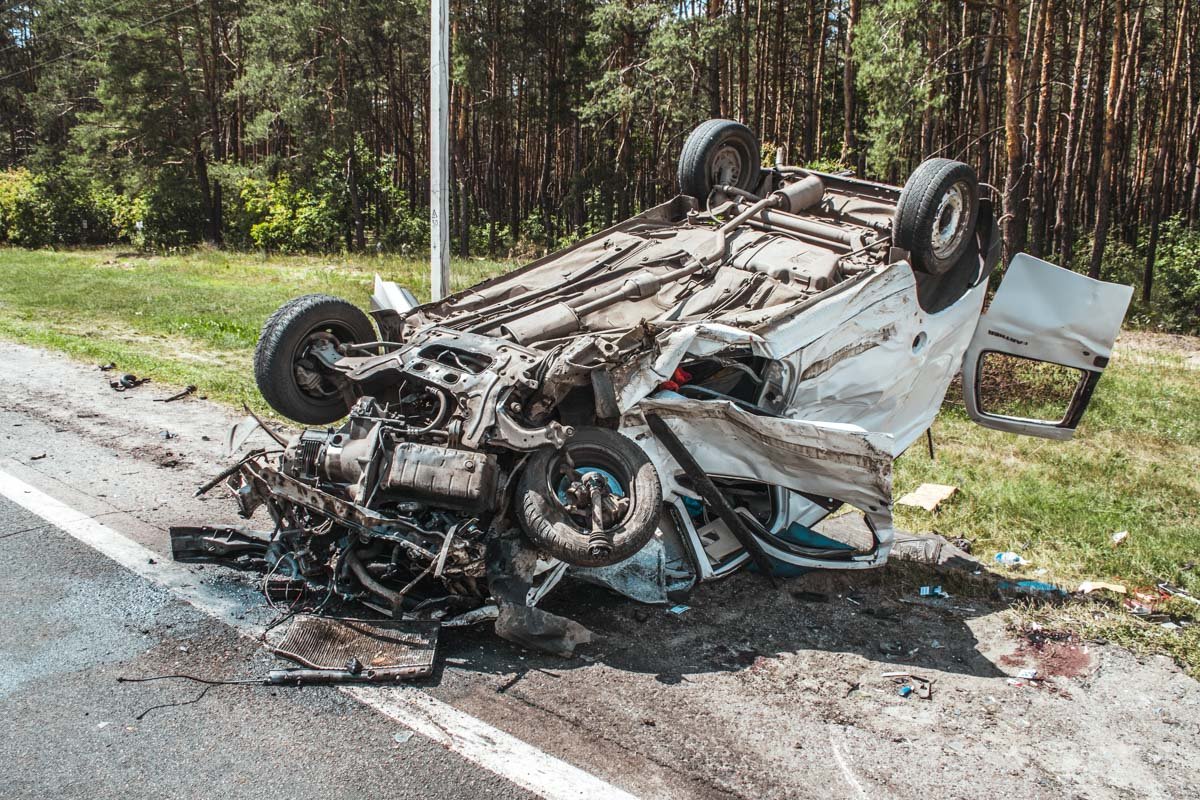 По предварительным данным, виновником является водитель Peugeot