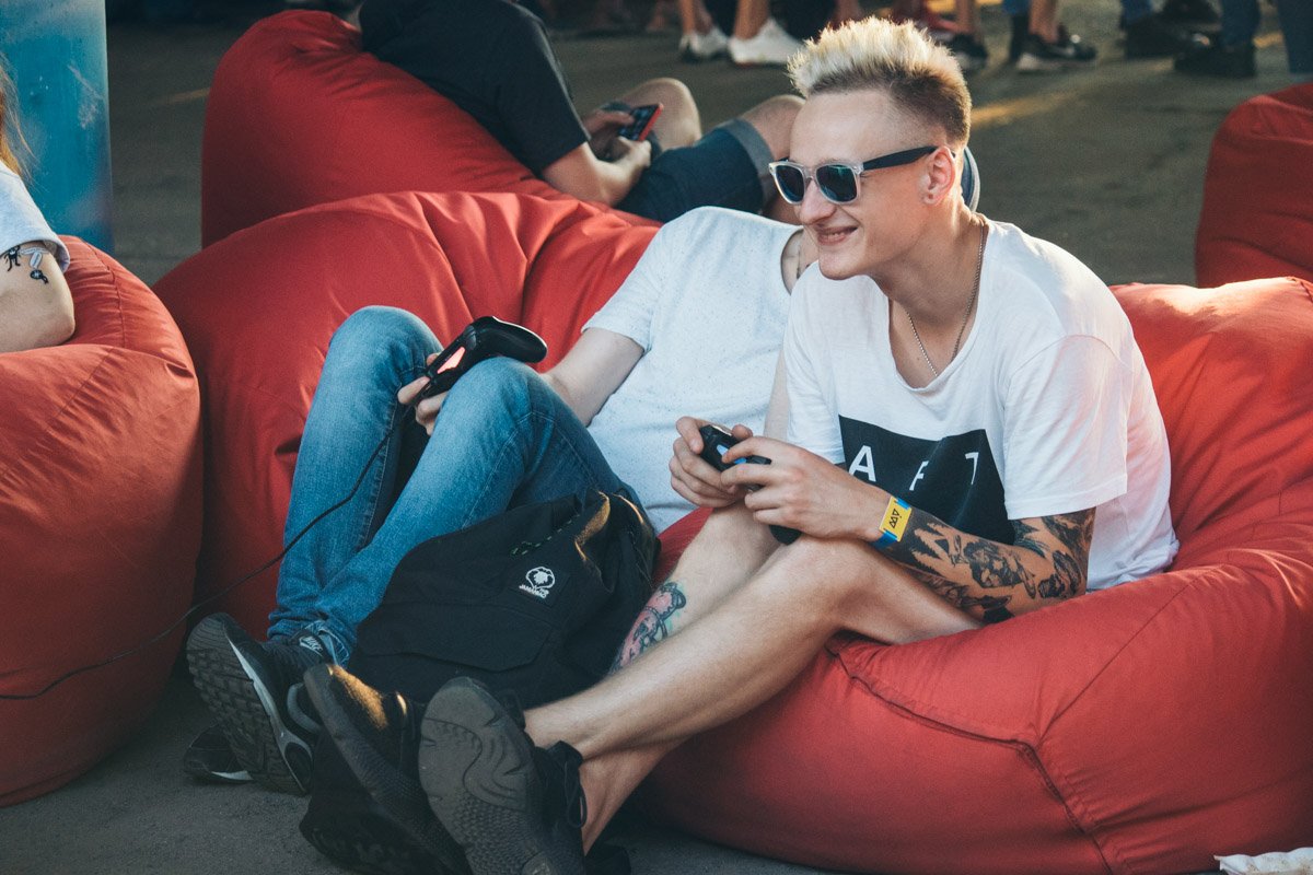 Какие Kadebostany, у меня тут игра!