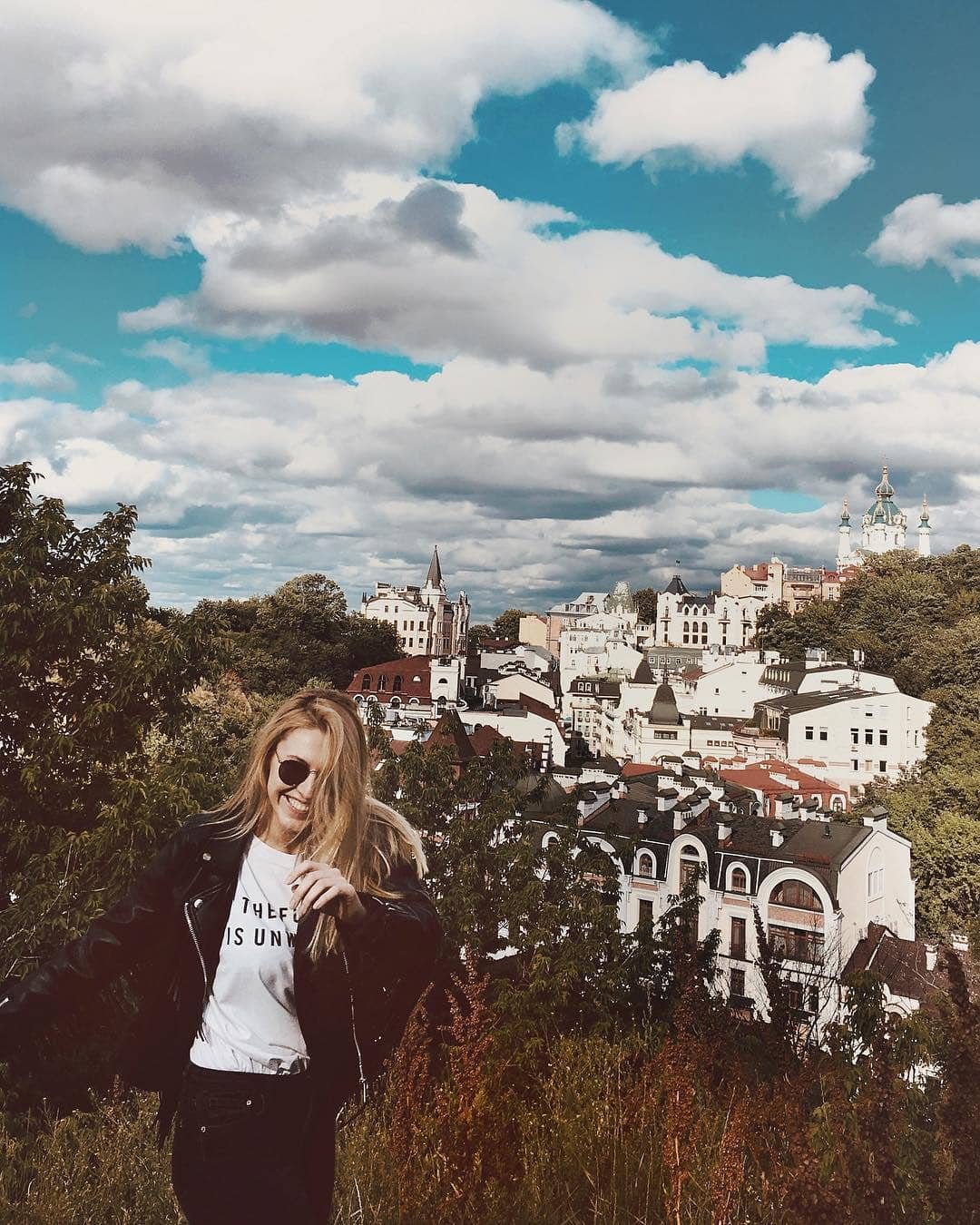 Небо, девушки, архитектура... Фото @metyolkina Небо, девушки, архитектура... Фото @metyolkina