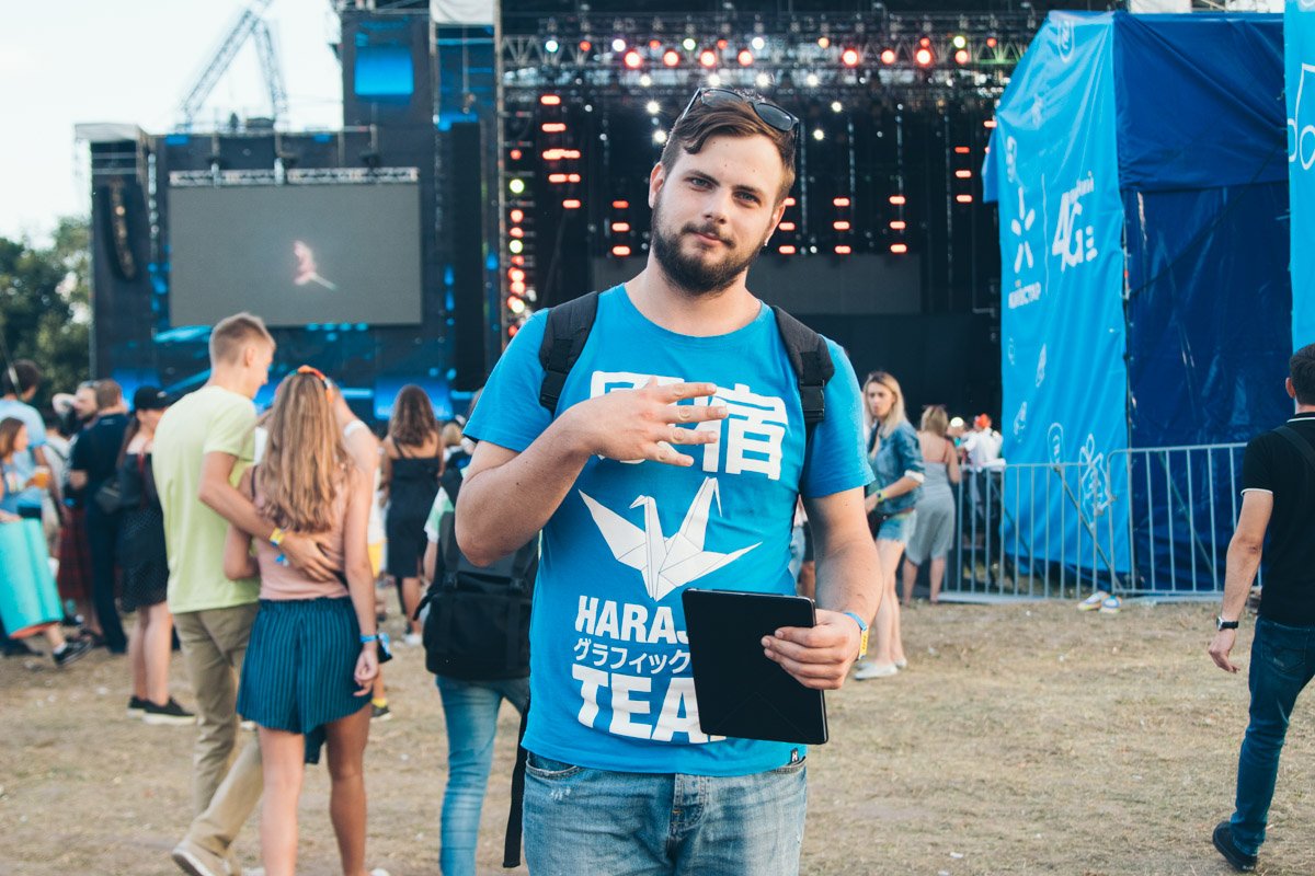 Настоящие модники одеваются под цвет месту, в котором находятся Настоящие модники одеваются под цвет месту, в котором находятся