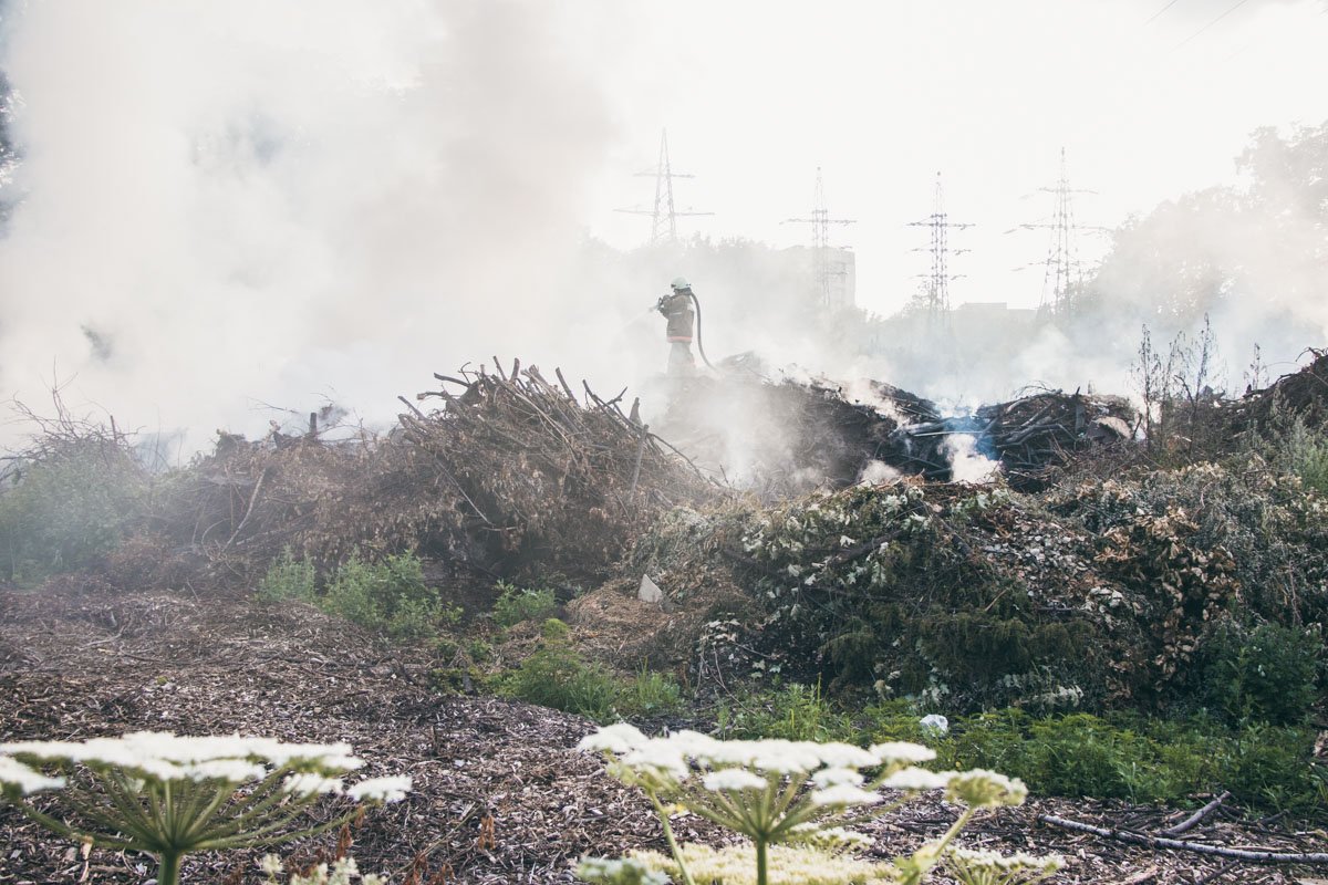 Причина пожара устанавливается Причина пожара устанавливается