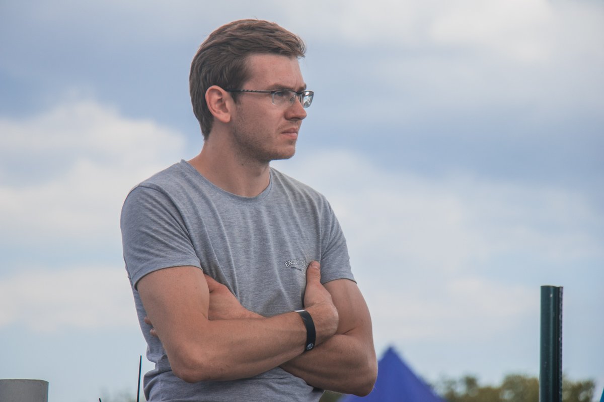 Когда твой любимый пилот разбил свой болид Когда твой любимый пилот разбил свой болид