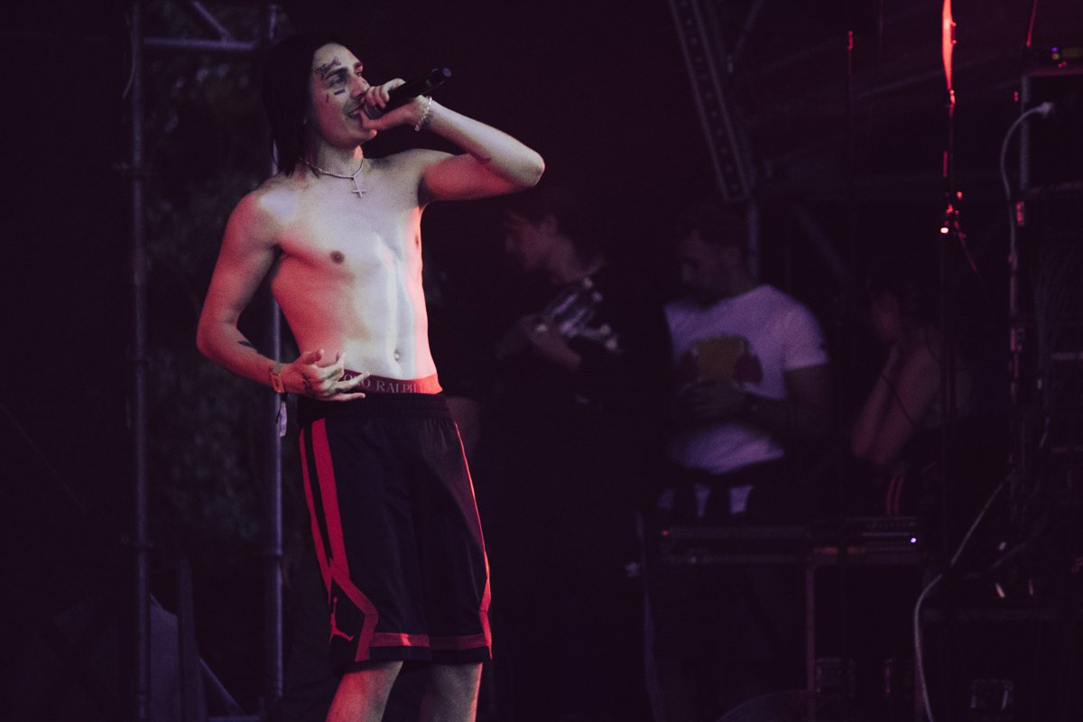 Face и "костюм" для выступления