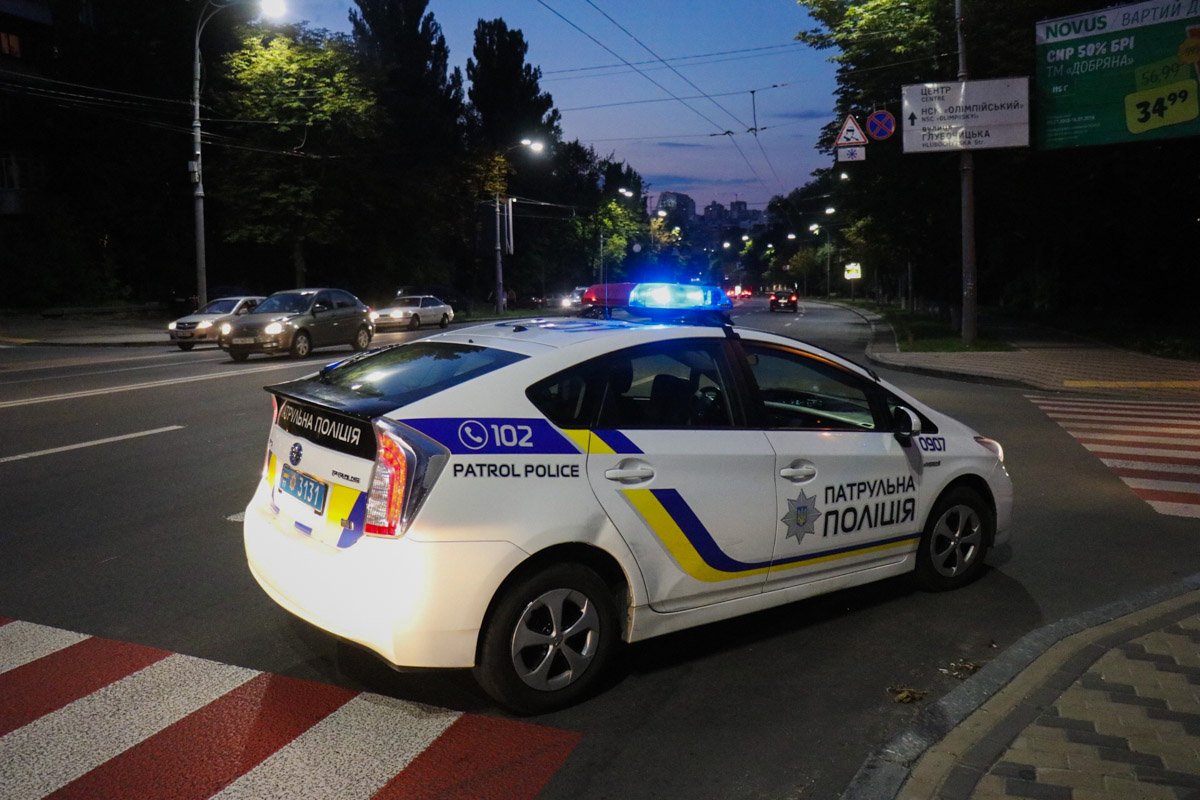 На месте работает патрульная полиция, следственно-оперативная группа и «скорая»